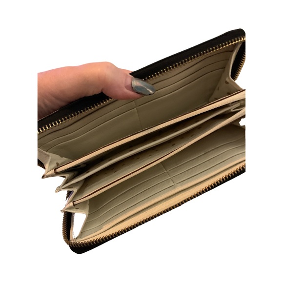 NWT Kate Spade Wallet - Picture 2 of 8